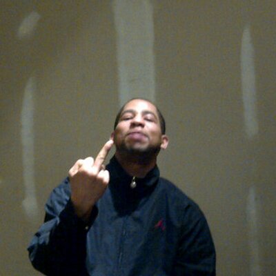 Profile Picture of Andrew Wornum (@Dorchester617) on Twitter