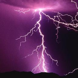 Profile Picture of Violet Lightning (@violetL1GHTN1NG) on Twitter