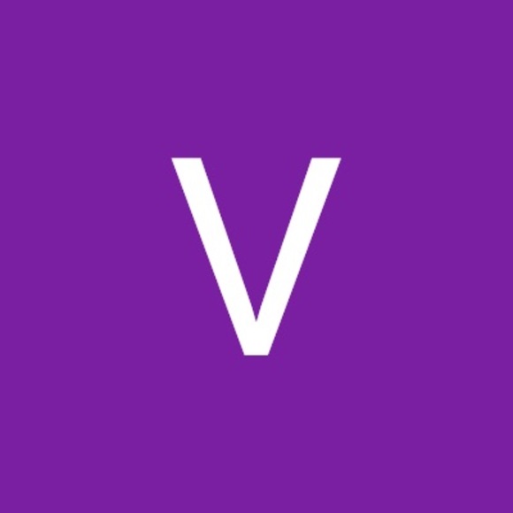 Profile Picture of Vincent Salvatoriello (@vsalvatoriello) on Poshmark