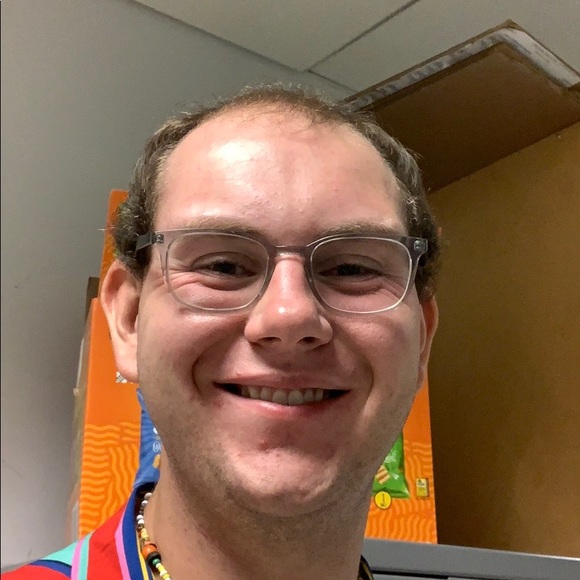 Profile Picture of Alex Quade (@alex_quade) on Poshmark