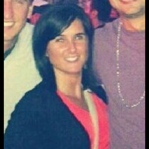 Profile Picture of Lauren Mehling (@lomehl) on Poshmark