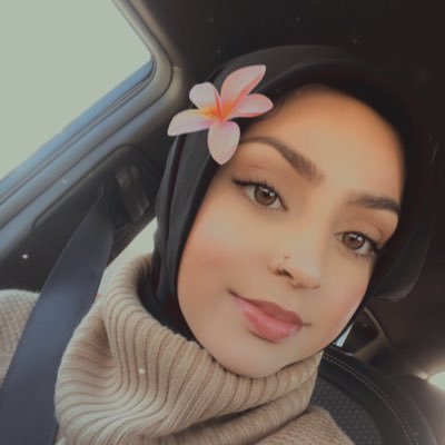 Profile Picture of Nageen (@IAmNageen) on Twitter