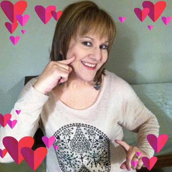 Profile Picture of Jodi Bloom (@nstarjkr) on Poshmark