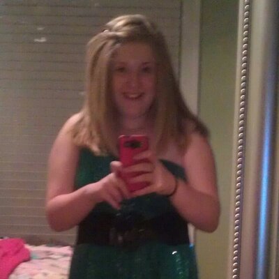 Profile Picture of Jillian Clements (@piano_player22) on Twitter