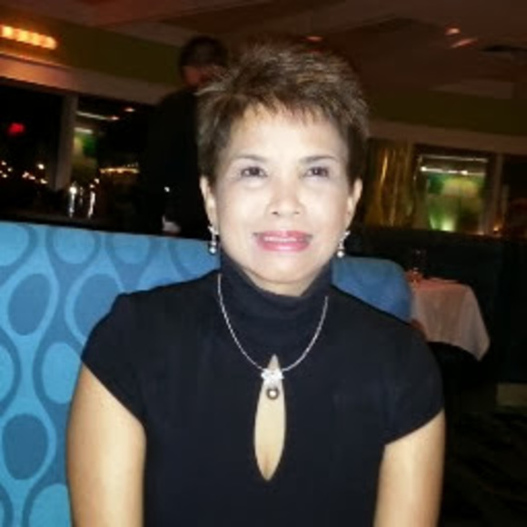 Profile Picture of Luchie Badner (@obtiara) on Poshmark