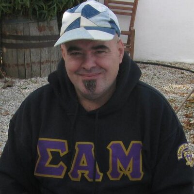 Profile Picture of Rene Cyr (@cyrrene) on Twitter
