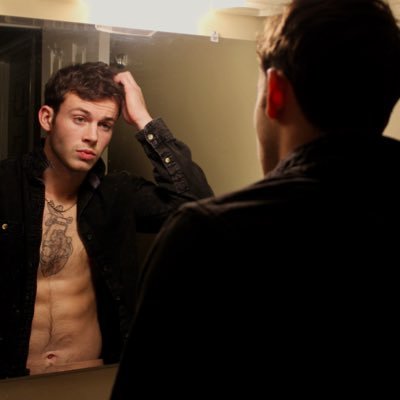 Profile Picture of Curtis James (@CurtisFerneau) on Twitter