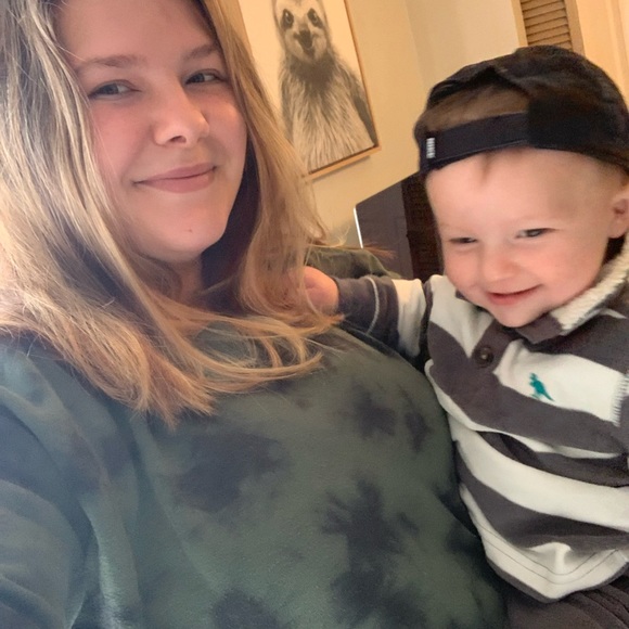 Profile Picture of Skyler Harrison (@skysky241) on Poshmark