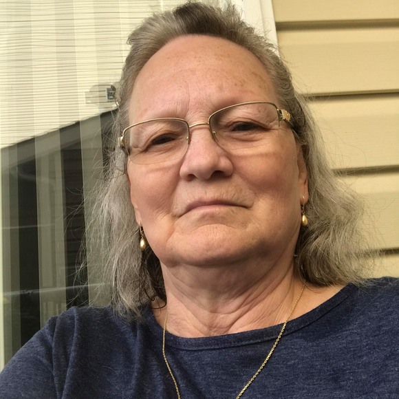 Profile Picture of Gail Olmstead (@olmsteadgail969) on Poshmark