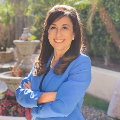 Profile Photo of Dr. Deborah Caruso (@DeborahCaruso_) on Twitter