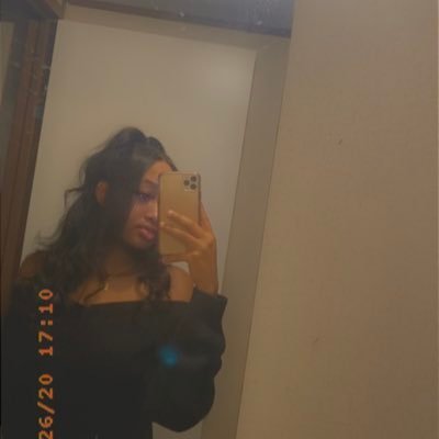 Profile Picture of Natnat 🌚 (@AtaliaFortune) on Twitter