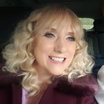 Profile Picture of Michele Hewitt (@micheleyhewitt) on Instagram