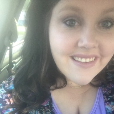 Profile Picture of Ariel Hooper (@@ArielNichole13) on Twitter