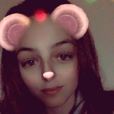 Profile Picture of Lillian Mitchell (@ButterflyyyKiss) on Twitter