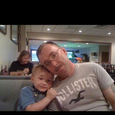 Profile Picture of David Roy Chamberlin (@chambes44) on Twitter