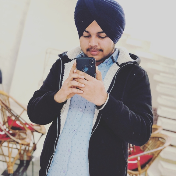 Profile Picture of Anmol Singh (@anmol2832) on Poshmark
