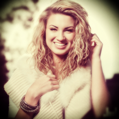 Profile Picture of Tori Kelly Brazil (@ToriKellyBRA) on Twitter