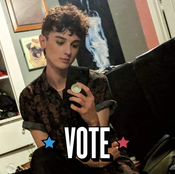Profile Picture of Jake Pellymounter (@degrasselorde) on Poshmark
