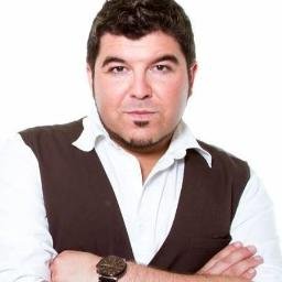 Profile Picture of Vince Connor (@coffeetalk_vc) on Twitter