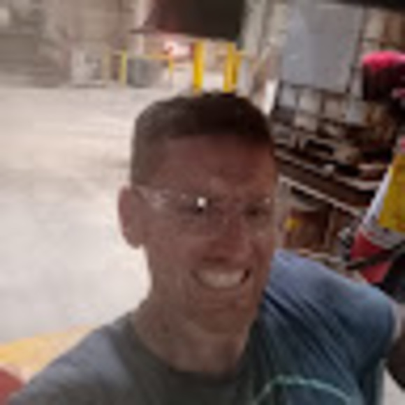 Profile Picture of Aaron Keough (@keough117) on Poshmark
