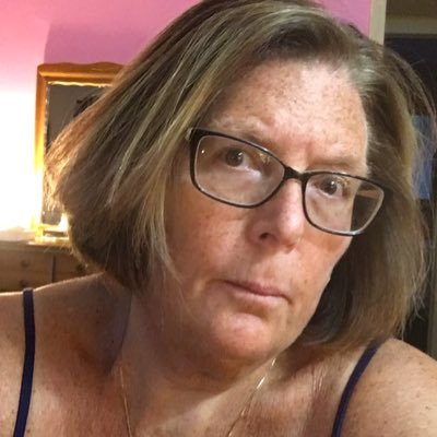 Profile Picture of Lori Hubbard (@lorihubb) on Twitter