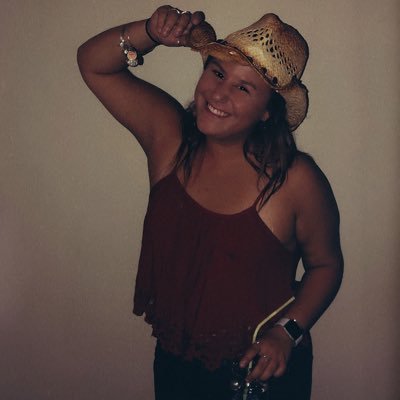 Profile Picture of Molly Christensen (@mjchristensen10) on Twitter