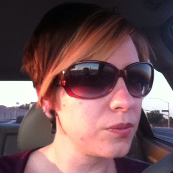 Profile Picture of Danielle Lowry (@dlowry) on Poshmark