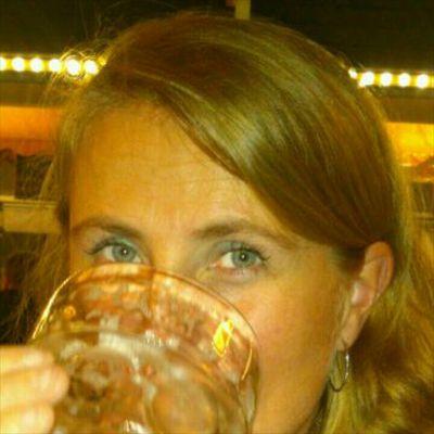 Profile Picture of Anne Hager (@almhaget) on Twitter