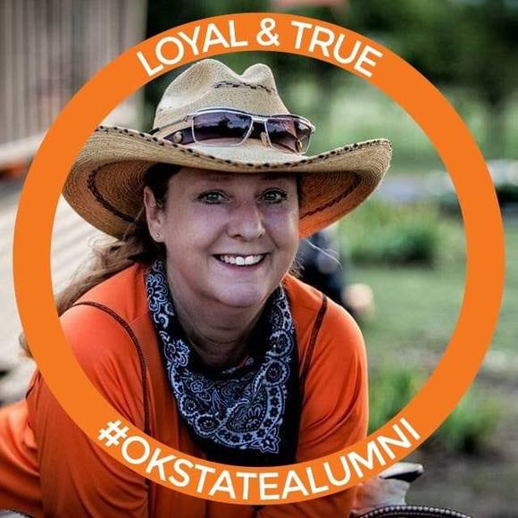 Beth Omohundro - Poshmark Profile Picture of Beth Omohundro (@bethomohundro) on Poshmark