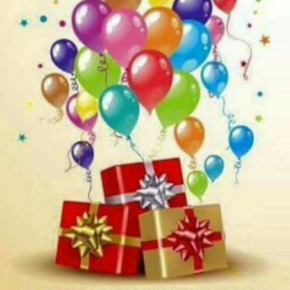 Profile Picture of Yolanda Hernandez (@yoliehernandez) on Poshmark