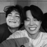 Profile Picture of mrs. kim tae and mrs. park jim (@updownworldby.datia) on Instagram