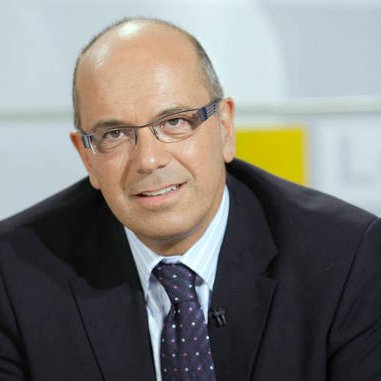 Profile Picture of Ernesto S. Pombo (@espombo) on Twitter