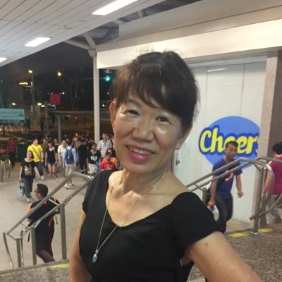 Profile Picture of Carolyn Lai (@caro8l8) on Twitter