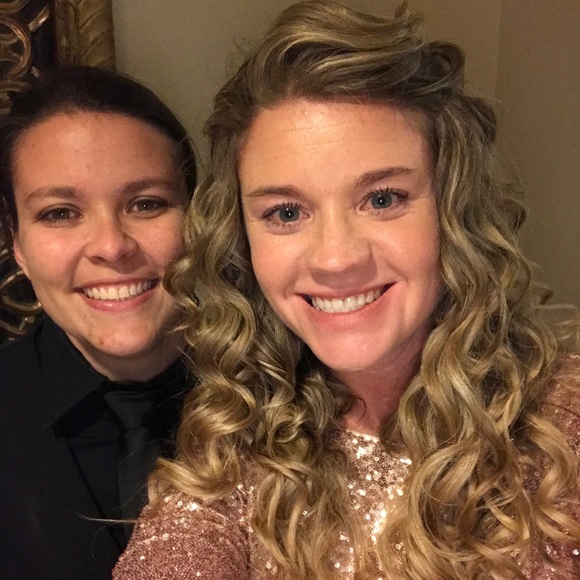 Profile Picture of Ashlee Hicks (@fcsoftball07) on Poshmark