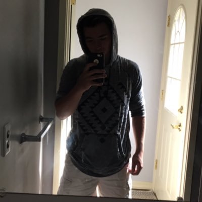 Profile Picture of Tyler Gros (@tyler_gros) on Twitter