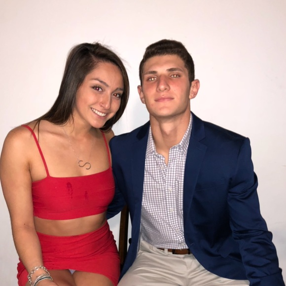 Profile Picture of Chris Nicolosi (@chrisnicolosi) on Poshmark