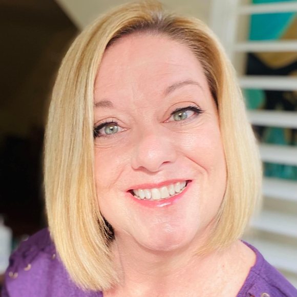 Profile Picture of Leslie Lasley-dawes (@jasper1966) on Poshmark