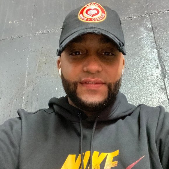 Profile Picture of Paulo Álvarez (@paulolaz) on Poshmark