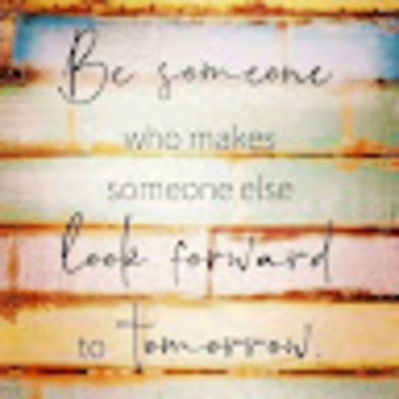 Profile Picture of Tamara Isaac (@spyci3) on Poshmark