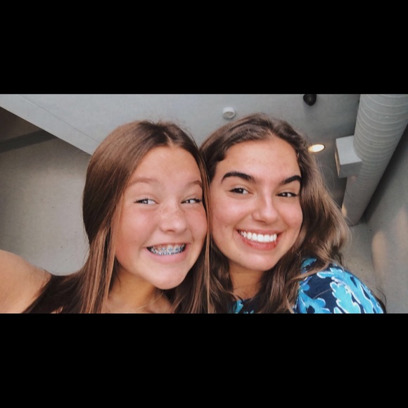 Profile Picture of Jeremy Henley (@normahenley) on Poshmark