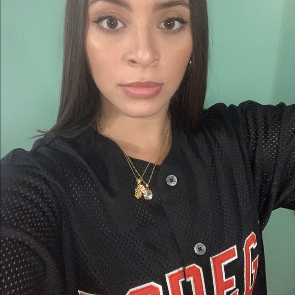 Profile Picture of Monica Chaudhary (@monaxlove) on Poshmark