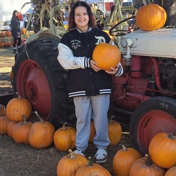 Profile Picture of Tamara Harmston (@tamaraharmston) on Poshmark