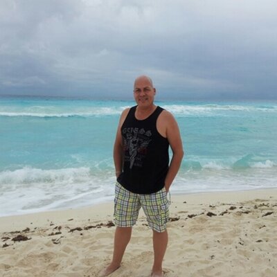 Profile Picture of ARIEL ROSADO (@leirapink) on Twitter