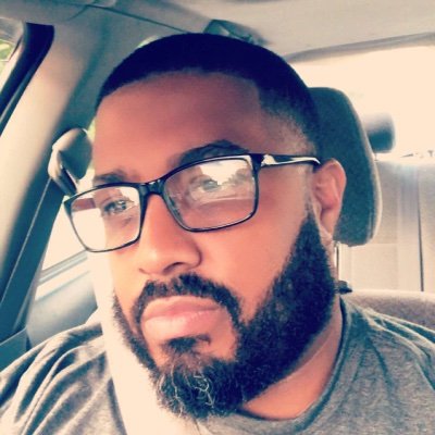 Profile Picture of Ron Peterson (@SinginKid3) on Twitter