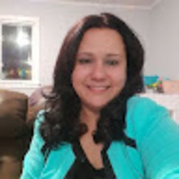 Profile Picture of Yusimi Bullain (@byb8101) on Poshmark