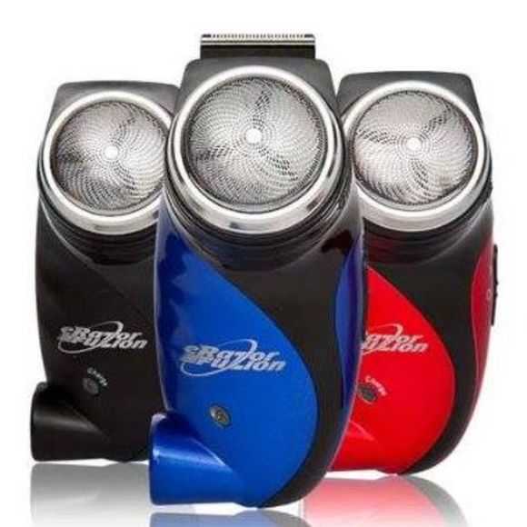 Profile Picture of Tina Kolinas (@tinamakeupdiva) on Poshmark