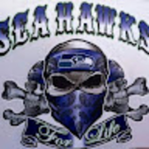 Profile Picture of Shelly Cunnington (@chellzbellz95) on Poshmark