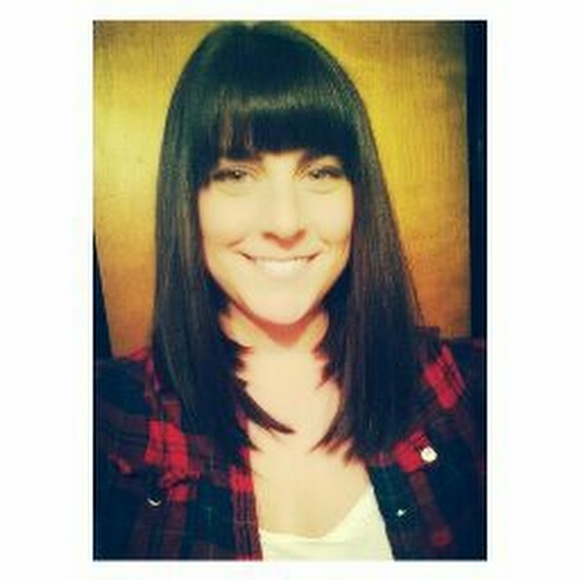 Profile Picture of Jordan Knueven (@jord_indycloset) on Poshmark