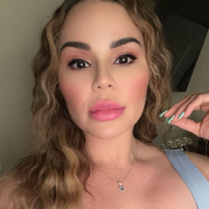 Profile Picture of Claudia 💁‍♀️ (@claugalvan7) on Tiktok