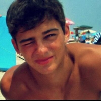 Profile Picture of Patrick Deans (@pattyboy85) on Twitter